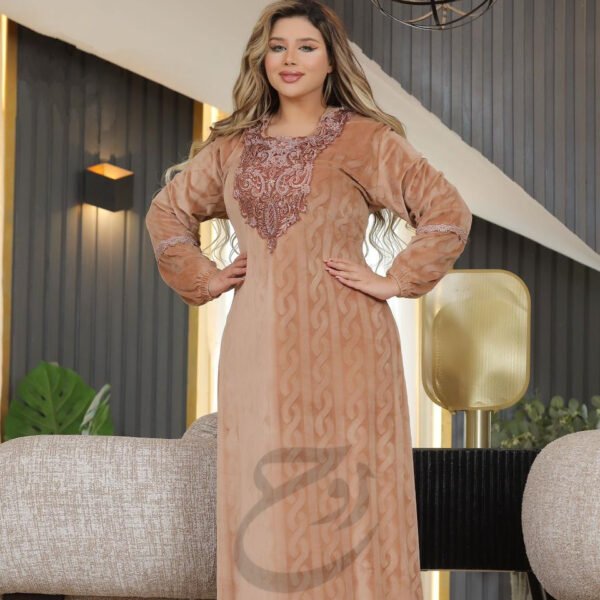 ⁦عبايه بيتي قطيفه⁩ - الصورة ⁦2⁩